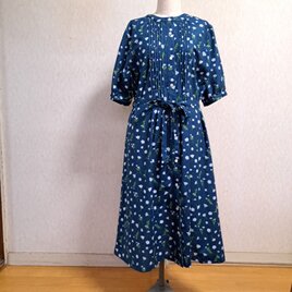 ネモフィラ　コットンリネン　花柄ワンピース　ネイビー　ブルー　Lサイズの画像