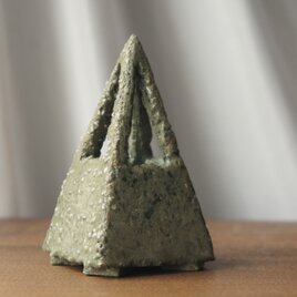 【展示品】三角の花器の画像