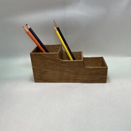 樹のペン立ての画像