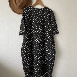 麻ドットバルーンワンピース　黒白Ｍ～Ｌの画像