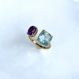 サイズ調整可能✨ 天然石　スカイブルートパーズとアメジストのリング　ギフトボックス入りの画像
