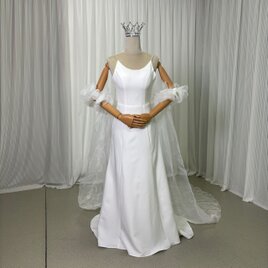 ウェディングドレス キャミソール クレープ生地 マント オーガンジー オフホワイト 結婚式 2次会 前撮りの画像