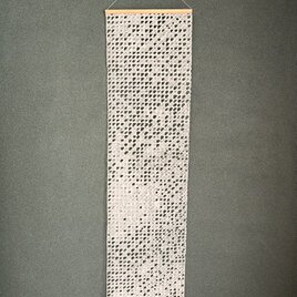 呼吸する和紙のタペストリー／縦114.5cm 横29.7cm〈 L字フック付属