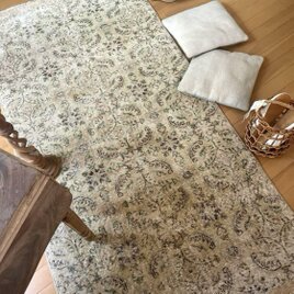 99×210 ベージュ×グリーン×ピンク　ボタニカル　トルコヴィンテージラグの画像
