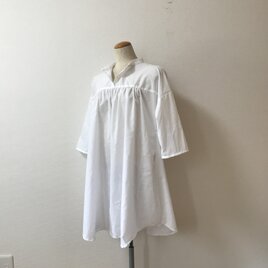 チュニックブラウス　5部袖　白