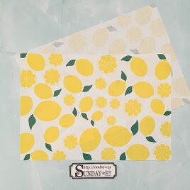 レモン柄の薄いデザインペーパーの画像
