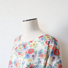 リバティ　マデリンのゆったりブラウス　ビックシルエットの画像