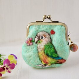パイナップルウロコインコの羊毛フェルトがま口の画像