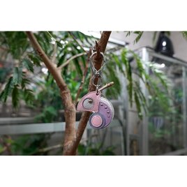 カメレオン デザイン / ヤギ革 キーホルダー ( 2スモール / コンビカラー )の画像