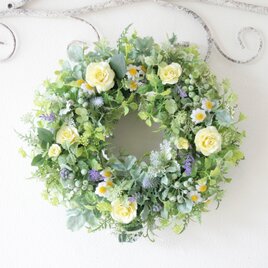 パステルカラーのグリーンリース