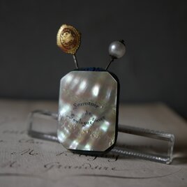 SOUVENIR  シェルのピンクッション　ハットピン2本付き　フランスアンティーク　アンティークのある生活の画像