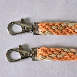 着物リメイク　帯締めで作ったスマホショルダー、スマホストラップの画像
