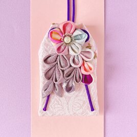 （幻の花藤）元巫女が作る花のお守り袋の画像