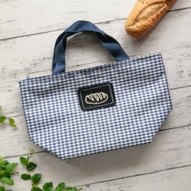 パンの刺繍ワッペン　ランチバッグ　保冷バッグ　チェック柄　名入れ　広いマチの画像