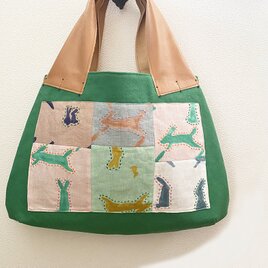 ミナペルホネンのモチーフ「run run run 」トートかばんの画像