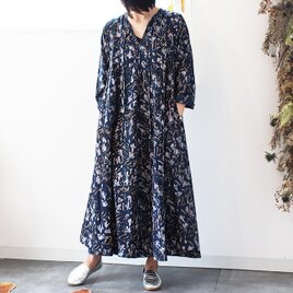 ブロックプリントリボンフレアーワンピース【インディゴ花柄C】の画像