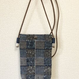 裂き織り　スマホポーチ（タッセル付）の画像