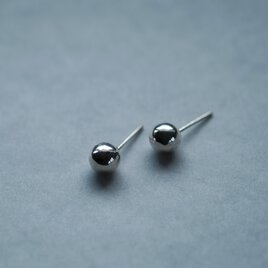 7mm ボール ピアス シルバー925の画像