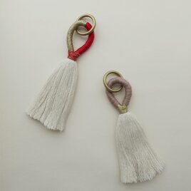 [think] tassel/keychainの画像