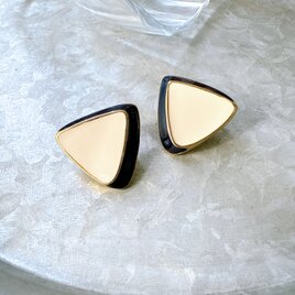 Y1134-ヴィンテージイヤリング U.S.A. 1980s Ivory & Navy Enamel Paintの画像