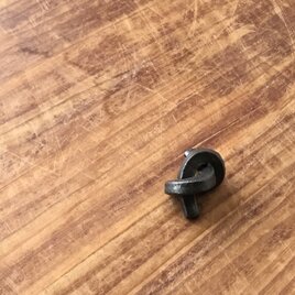 箸置　紐結び　黒の画像
