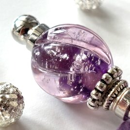 かんざし　紫とシルバーホイールのツイストメロン型のとんぼ玉　パープル　一本挿し　一本簪　涼しげ　透明　夏　ガラスの画像