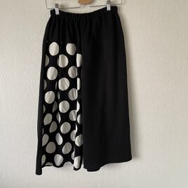 ドット大ランダム切替サルエルパンツ　黒白Ｆの画像