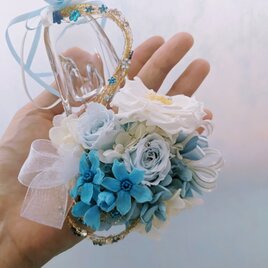 【プリザーブドフラワー／ガラスの靴ミニシリーズ】シンデレラの手の平サイズシューズ魔法にかかるプリンセスの画像