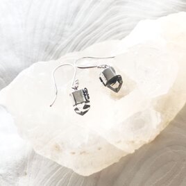 ピアス　透明なハート〈Transparent Heart〉★ヒーリングシリーズの画像