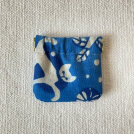 コインケース8cm「ねこと蝶」の画像