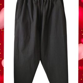 ハンドメイド　ラスト１点　黒綿ワッシャー　脇縫いなしのすっきりパンツ 七～八分丈　Mの画像