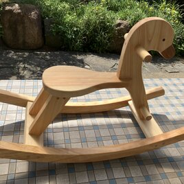 ヒノキの木馬おもちゃ(アヒル型)