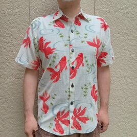 半袖和柄シャツ（流水に金魚）の画像