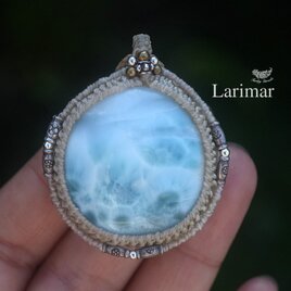 パワフルまんまるの波★高品質★Larimar マクラメペンダント1544の画像