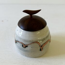 小壺・白イッチン