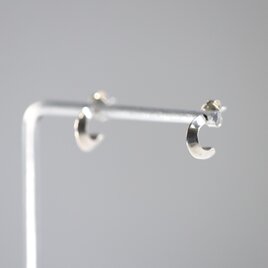 Edge semicircle pierce