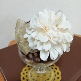 白いダリアとリボンのポニーフック