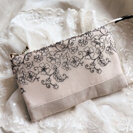 リネン*刺繍生地*メガネケース*リーフ | iichi 日々の暮らしを
