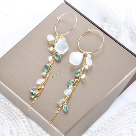スモーキークォーツ】小さなブーケのピアス | Stella accessory