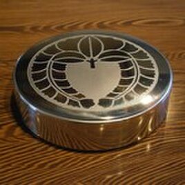 オーダーメイド　彫金　小物入れ　90㎜サイズ　ステンレス製の画像