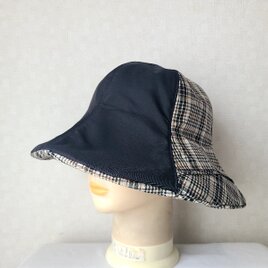 魅せる帽子☆急な雨にも安心!!リバーシブルレインハット～ブラック&チェック柄の画像