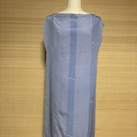 薄紫色の竹と絞り柄のワンピースの画像