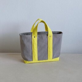 TOTE BAG -bicolor- (M) / lightgray × lemonの画像