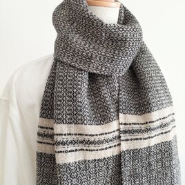 教会の窓模様マフラー