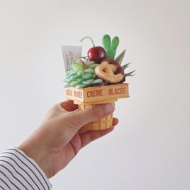 多肉植物のある風景 Ice Cream Arrangement ★フェイクグリーン