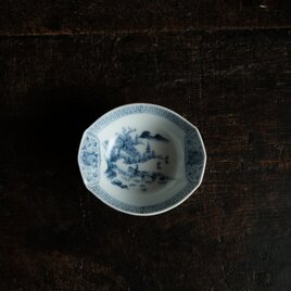 見込みに桃◇古伊万里 桃文染付七寸中皿 骨董品 antiques 器