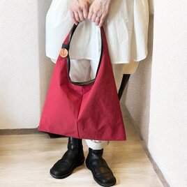 オオカミ少年：ワイン（KONBU　撥水加工ナイロン素材ワンショルダーバッグ）　受注製作の画像