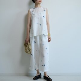 ノースリーブブラウス　藍色梅の画像
