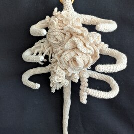 204.手編みの壁掛けオブジェ〈Spine〉の画像