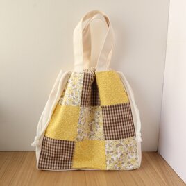 帆布の巾着バッグ　パッチワーク　巾着トート　帆布バッグ　帆布トート　生成×イエロー＆ブラウン系　No.414